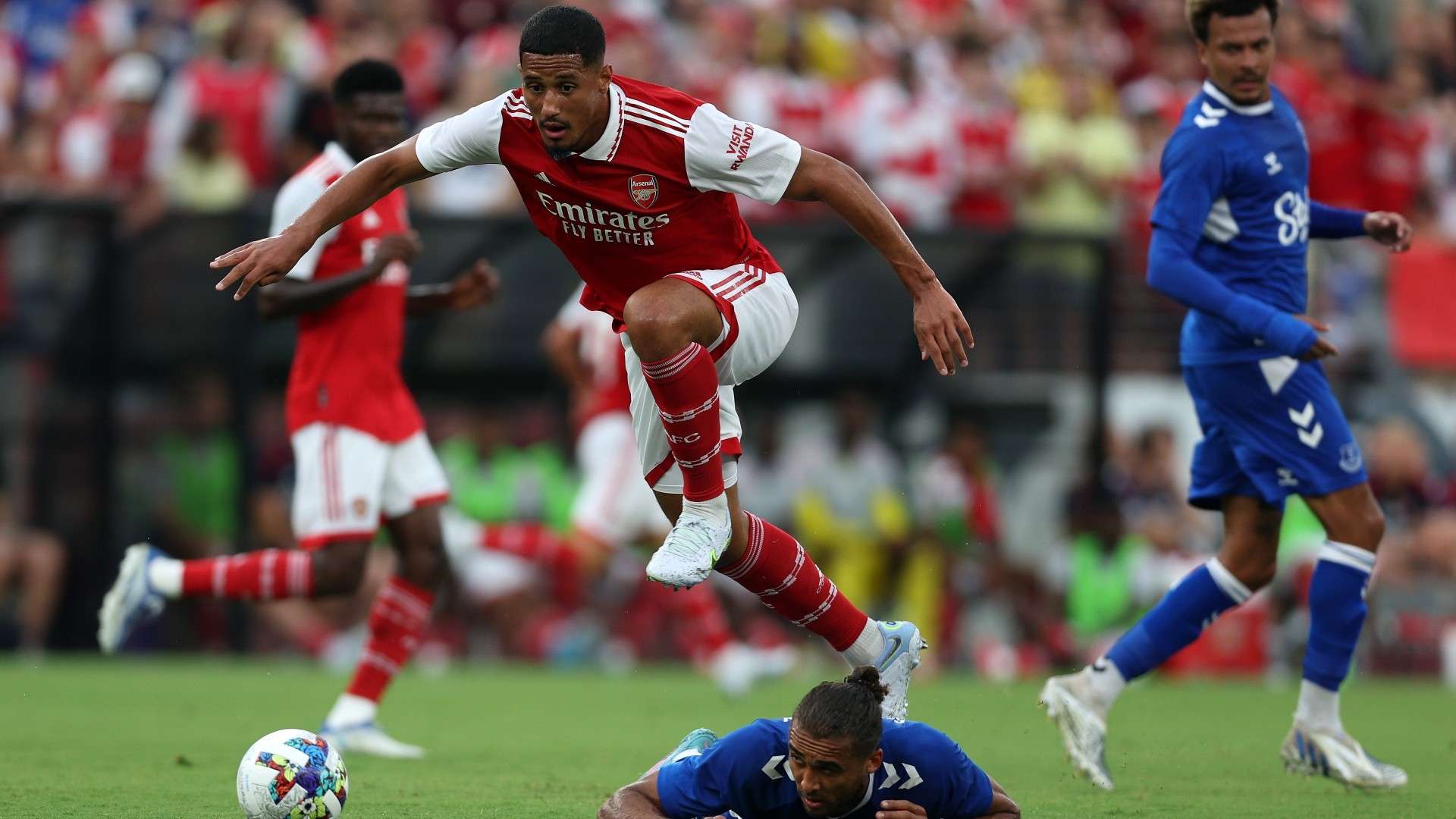 三镇泰山的 三镇泰山的