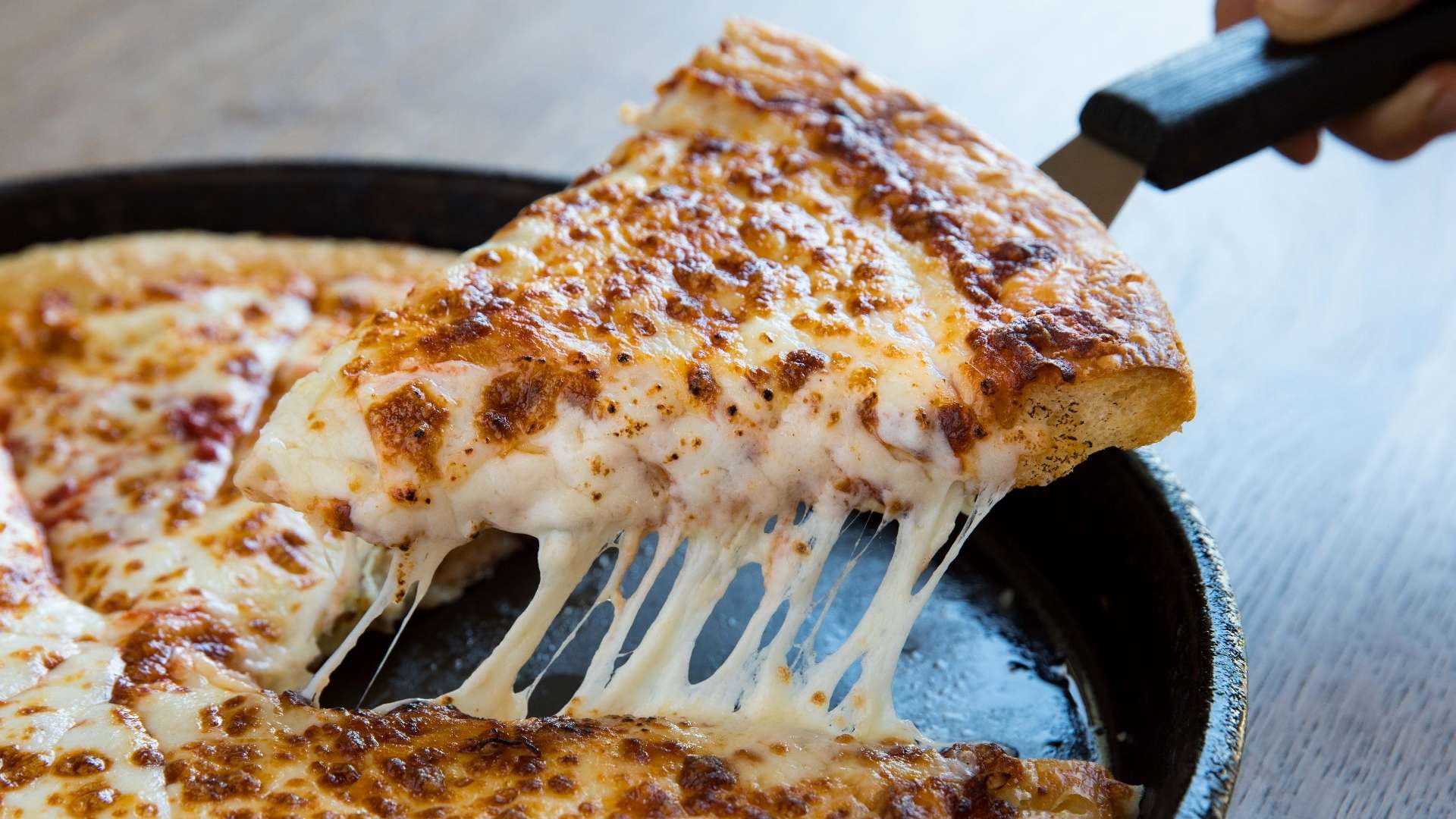 朱雨玲在WTT仁川冠军赛女单116决赛中逆转战胜徐孝元晋级八强